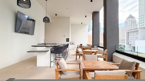 1 bedroom - Luxury Resort-style Condo at District 225 Miami (Miami)