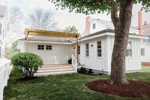Exterior - Coastal Getaway Steps from Beach | Queen’s Cottage (Cape Charles)