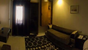 Comfort Single Room, Balcony, Garden View | Interior - sharty (Abu Simbel)