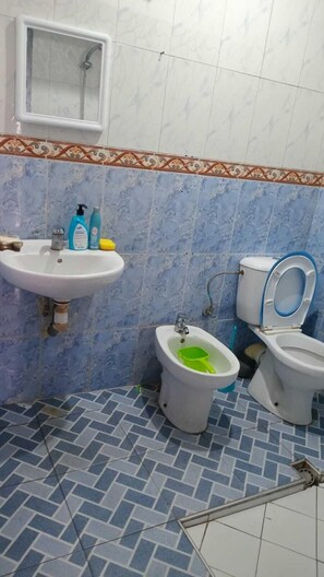 Comfort Double Room, Garden View | Bathroom - Cozy Room Ain Chock Near Casa Nearshore (Casablanca)