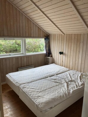 3 bedrooms, free WiFi - Holiday home with sea view and beach nearby (Ebeltoft)