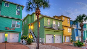 House (1 Bedroom) | Interior - Beachview 54 Apartment by Avantstay Steps to Beach + 2 Community Pools (Port Aransas)