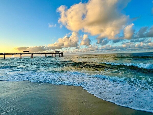 Beach - LARGE Pull-Thru RV Campsite #34-Gulf Shores-Bring Your RV & Boat! NEAR BEACHES 🌊 (Gulf Shores)