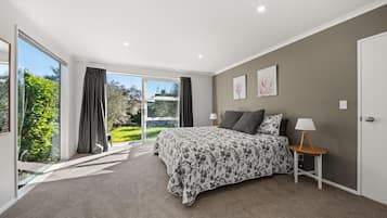 3 chambres, fer et planche Ă repasser, Wi-Fi, draps fournis