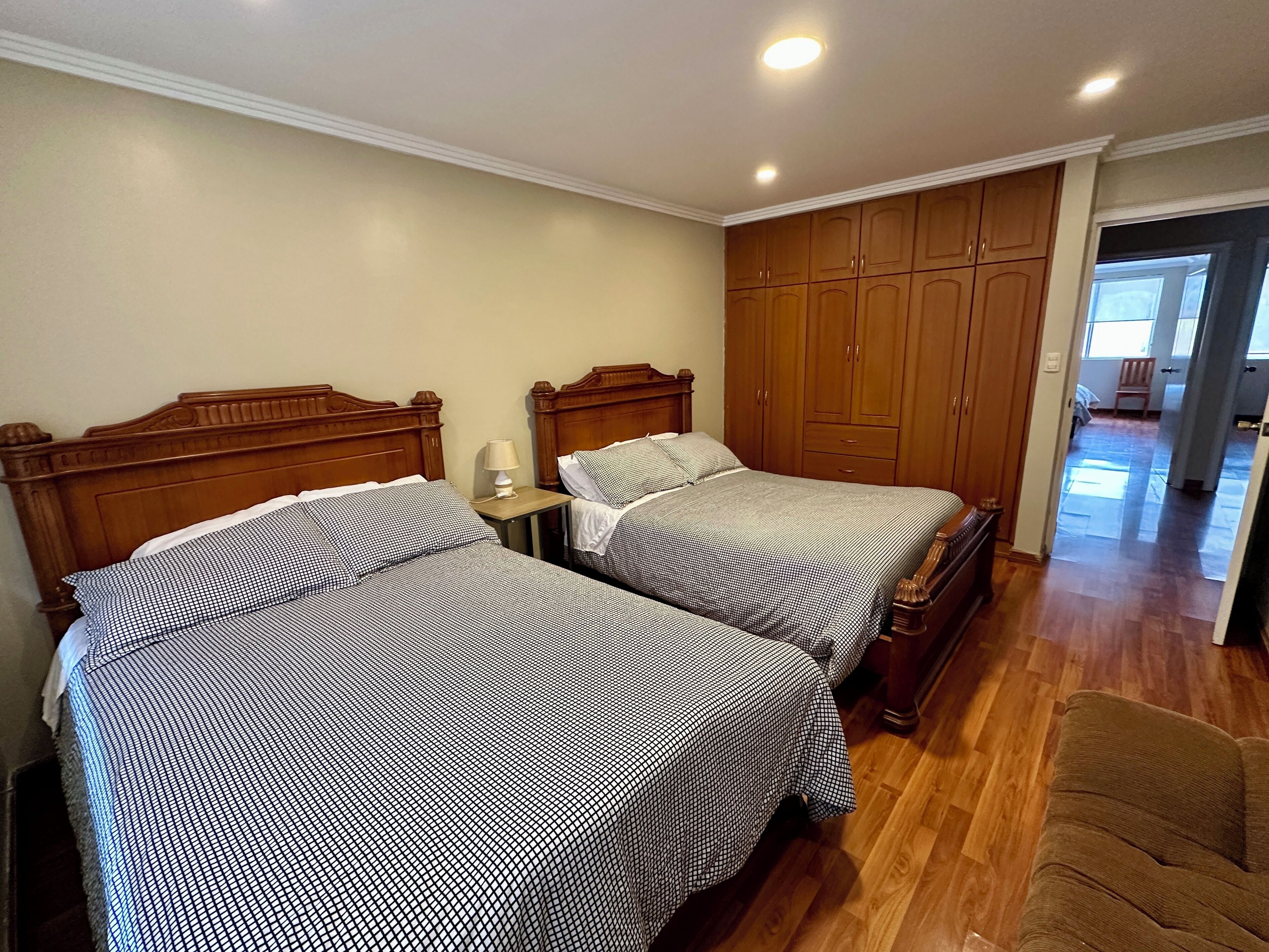 Casa Confort, varias camas, patio | Tabla de planchar con plancha y wifi gratis 