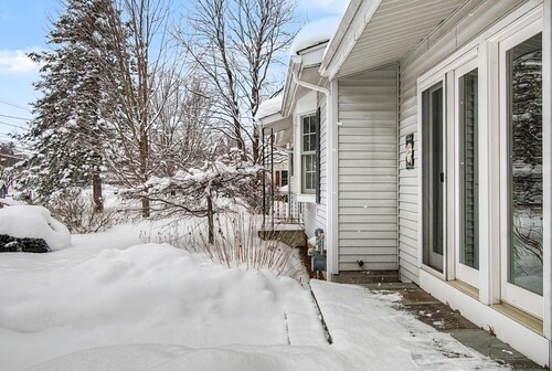 Charming Vermont Stay in Essex Junction