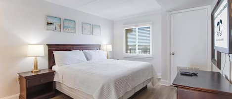 1 dormitorio, tabla de planchar con plancha, wifi y ropa de cama