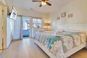 3 bedrooms, iron/ironing board, WiFi, bed sheets - Alexander 202-B (Ocean City)