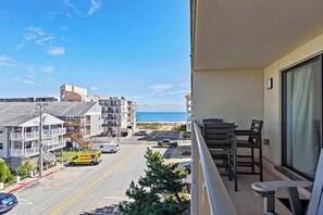 Property grounds - Tradewinds 404 (Ocean City)
