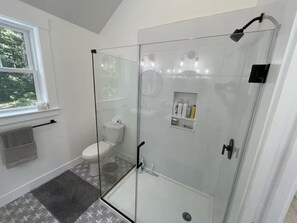 Shower, hair dryer, towels, soap - Modern Farmhouse + Cozy Barn Retreat Near Stadium (Foxborough)