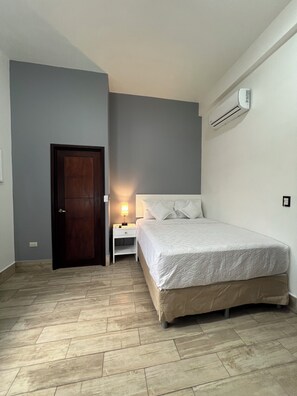 4 bedrooms, free WiFi, bed sheets, wheelchair access - Casa G&V #2 (Peten)