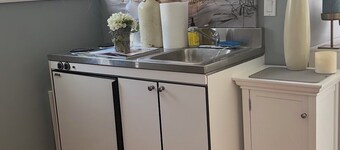 Cozy 1-bedroom studio in lovely Southampton with utilities included