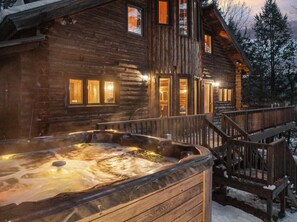 Bain à remous extérieur
