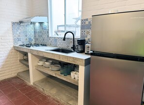 Private kitchen - 5 de Diciembre 1BR 4 Blocks to Camarones Beach (Puerto Vallarta)