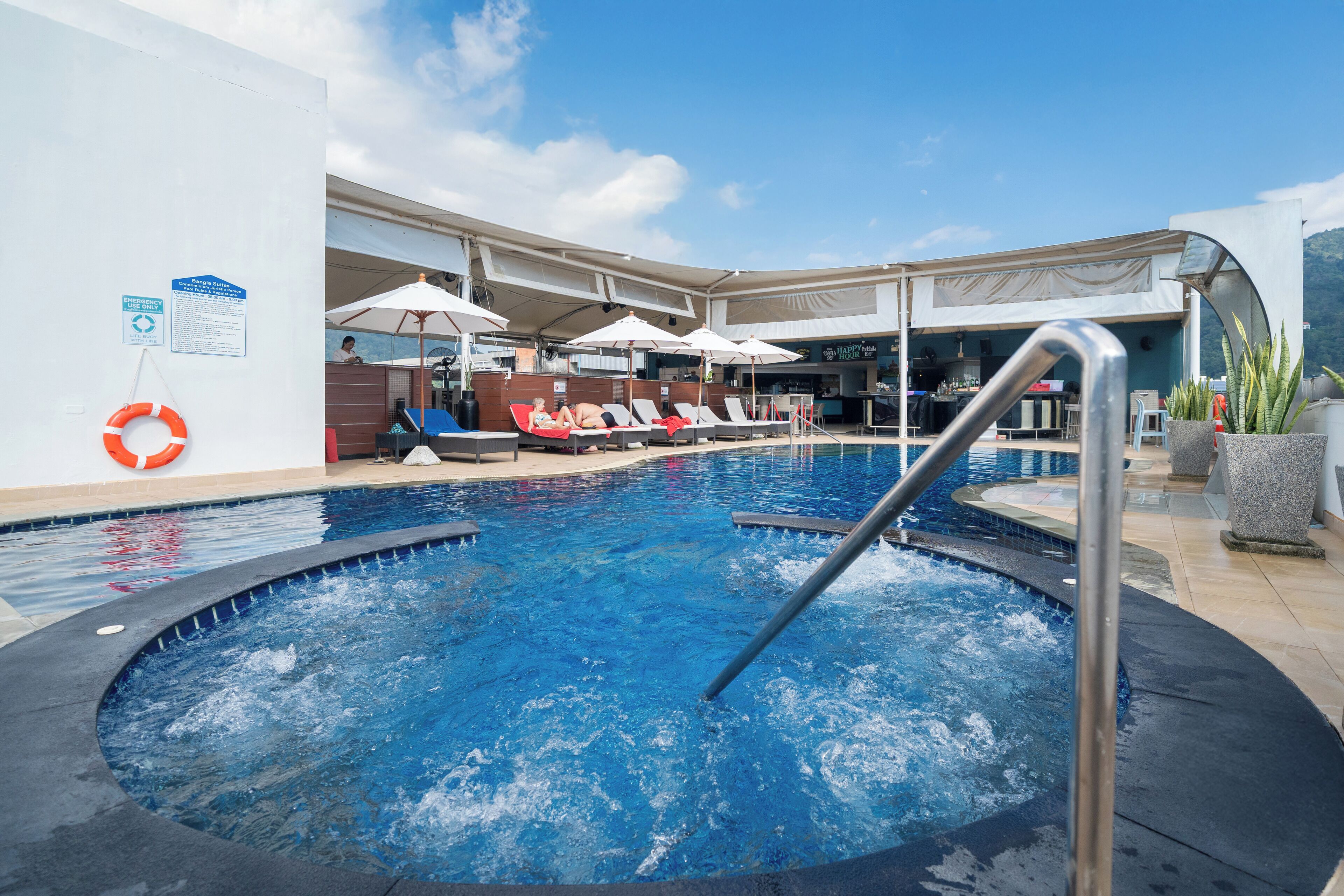 Outdoor pool, sun loungers