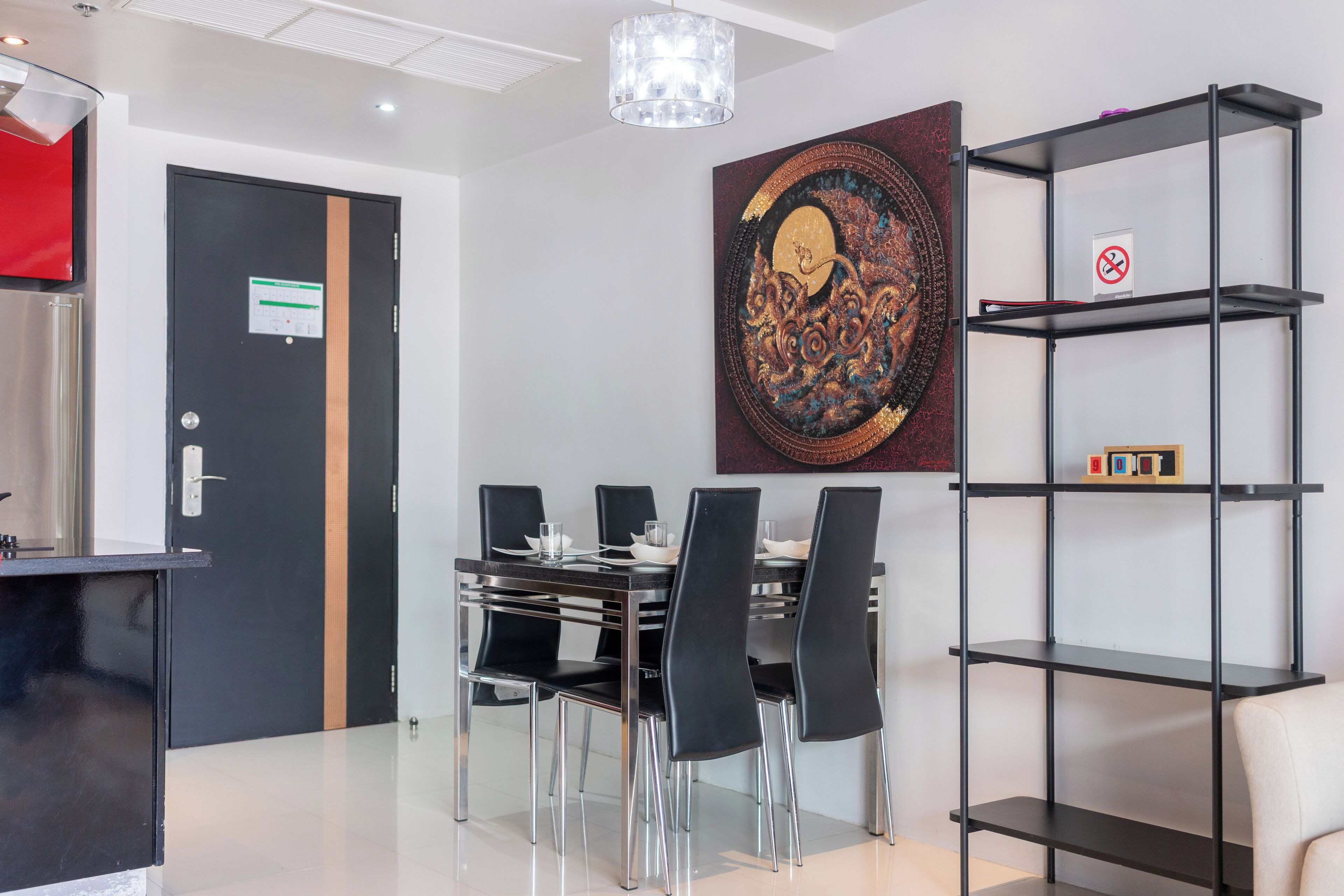 Apartamento Deluxe, 1 habitación, balcón, vistas a la ciudad (Absolutely Amazing Bangla 1BR Suite) | Servicio de comidas en la habitación