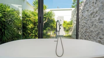 Executive Villa, 4 Bedrooms (BreezePrivate Pool Luxury in BangTao) | Deep-soaking bathtub
