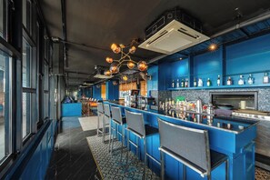 Bar (in der Unterkunft)