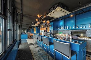Poolside bar - Citygate In Magnificent Kamala Beach (Kamala)