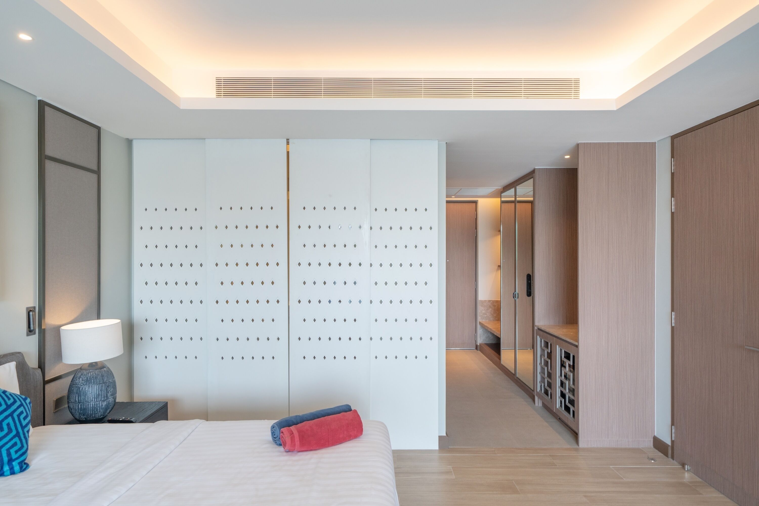 エクスクルーシブ アパートメント 2 ベッドルーム (Angsana Lakeside Luxury Jazuzzi Suite) | セーフティボックス (室内)、客室ごとに異なる装飾、客室ごとに異なるインテリア、デスク