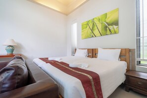 Villa exclusiva, 4 habitaciones (Mahogany 4BR Pool Villa in BangTao) | Decoración personalizada y muebles diferentes 