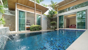 Villa exclusiva, 4 habitaciones (Mahogany 4BR Pool Villa in BangTao) | Alberca privada