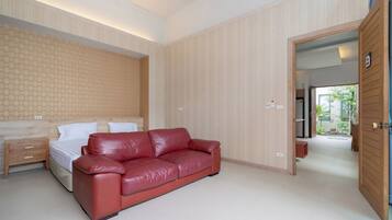 Villa exclusiva, 4 habitaciones (Mahogany 4BR Pool Villa in BangTao) | Decoración personalizada y muebles diferentes