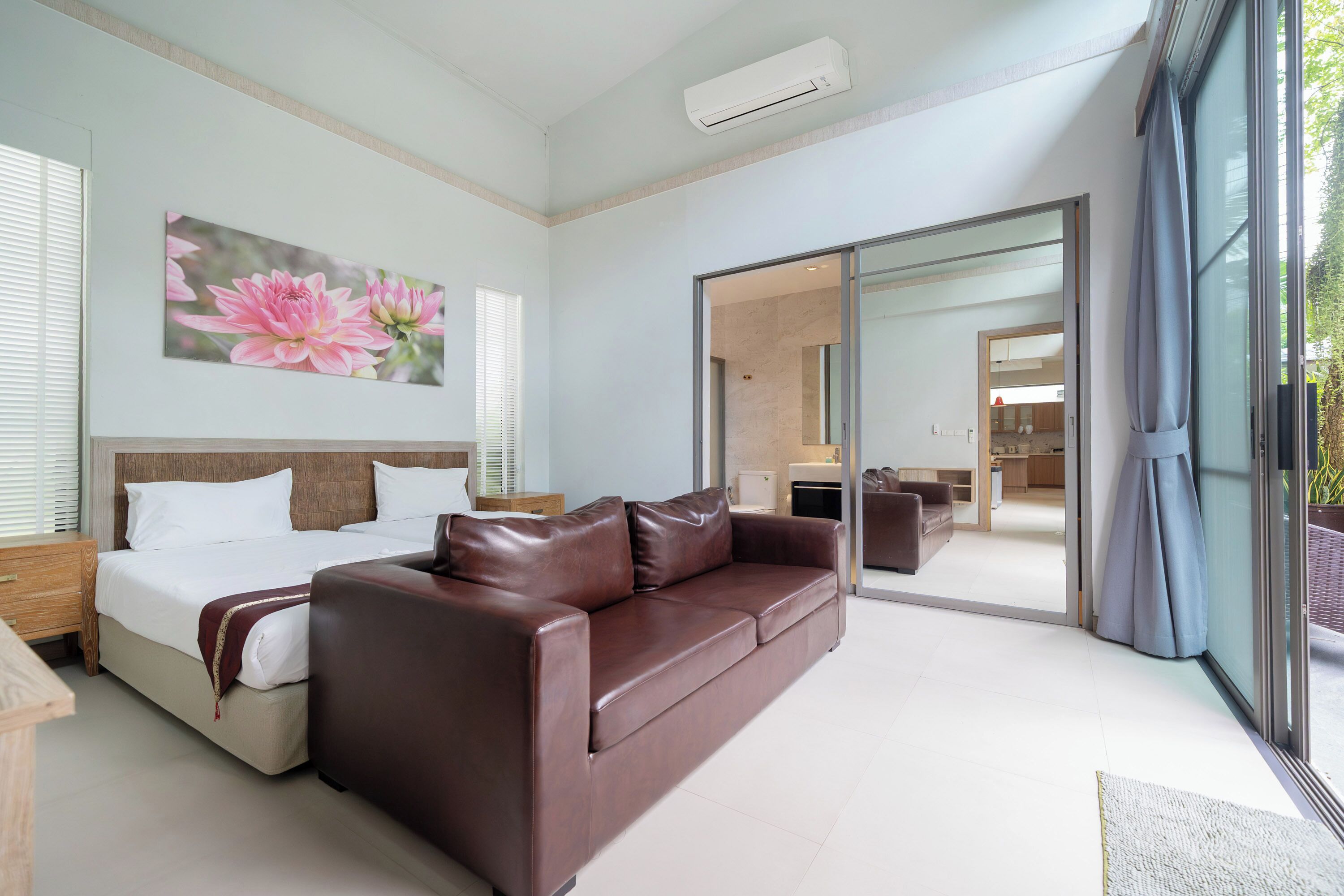 Villa exclusive, 4 chambres (Mahogany 4BR Pool Villa in BangTao) | Décor unique, ameublement unique