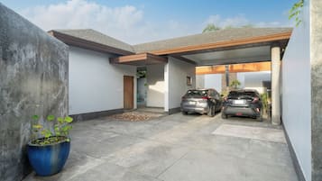 Free self-parking