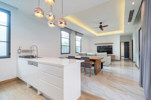 Free WiFi, bed sheets - Nicky Private Haven 3Br Pool Villa Bangtao (Choeng Thale)