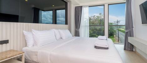 Apartment, 2 Bedrooms (Ozone Condo in Splendid Laguna Area)