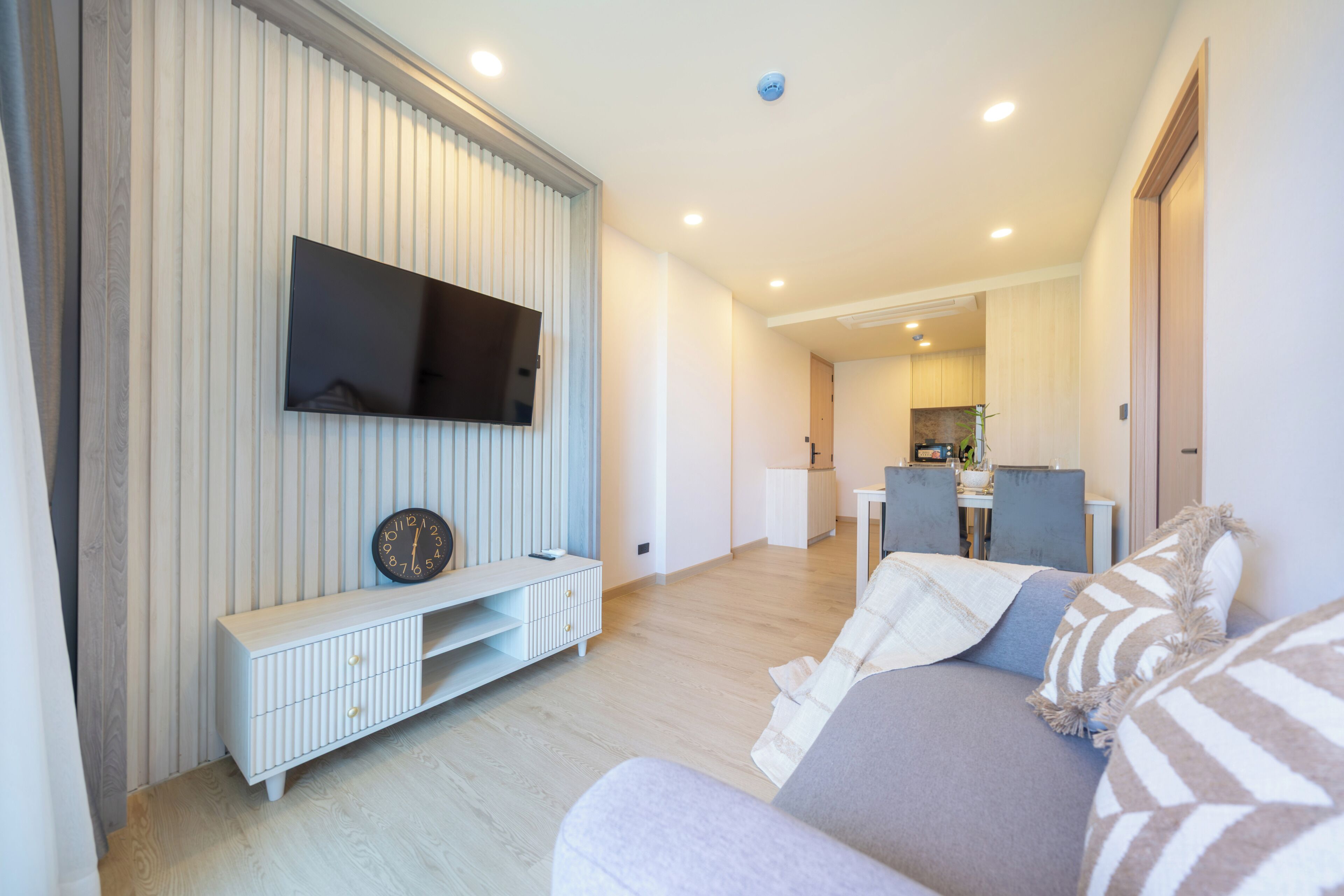 Apartment, 1 Schlafzimmer (Ozone Condo Prestigious Laguna Area) | Wohnbereich