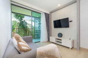 Apartment, 1 Bedroom (Ozone Condo Prestigious Laguna Area) | Living area - Ozone 1Br Condo In Prestigious Laguna Area (Wichit)