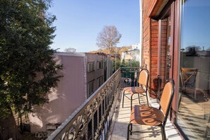 Property grounds - Galley Port (Istanbul)