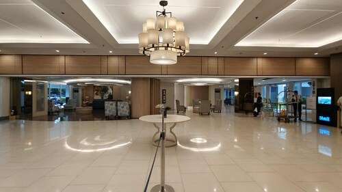 The Royal Bloom Room-1409TowerA