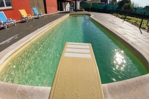 Outdoor pool - Wonderful Villa with a Private Swiming Pool (Febres)