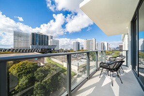 Property grounds - Crosby Miami WTC 2BR/2BA Urban Comfort #614 (Miami)