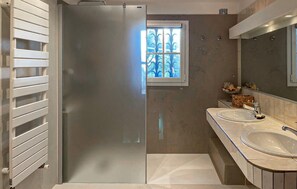 Shower - Amazing home in Fayence (Fayence)