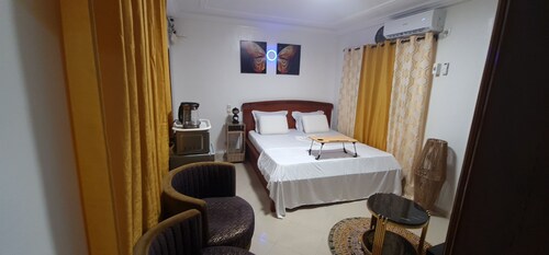 OUEDO APARTMENT: A FURNISHED STUDIO OF THE HIGHEST STANDARD WITH A SEA VIEW