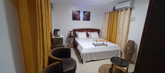 OUEDO APARTMENT: A FURNISHED STUDIO OF THE HIGHEST STANDARD WITH A SEA VIEW