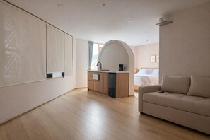 Suite familiar | Cuina privada | Frigorífic petit i microones 