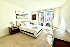 2 habitaciones, tabla de planchar con plancha, wifi y ropa de cama 