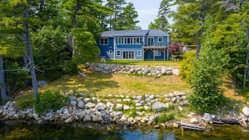 House, Smoking | 3 bedrooms