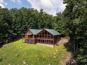 Exterior - Cozy 3BR/2.5BA Cabin Retreat on Buck Mountain, Purlear (Purlear)