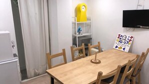 Unclassified image, 3 of 36, button - Chris Hostel (Seoul)