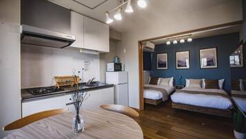 Premium Apartment, Balcony, City View | Private kitchen | Cleaning supplies, paper towels