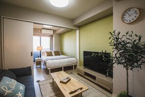 Premium-Apartment, Balkon, Stadtblick | Innenbereich