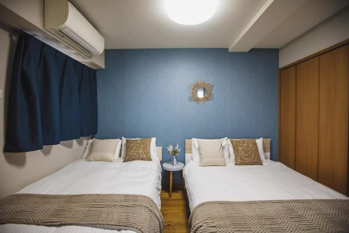 Premium Apartment, Balcony, City View | Langsir/tirai gelap terus, kalis bunyi, seterika/papan seterika 