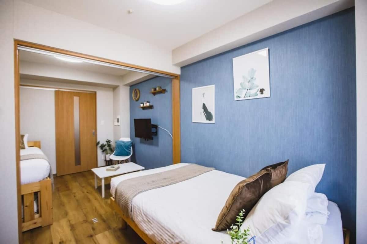 Blackout curtains, iron/ironing board, free WiFi