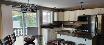 3-bedroom house in lovely Side Lake with AC and fitness room, close to Trails